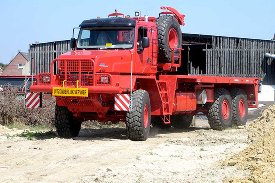 MOL Camion Mol-truck-2-1